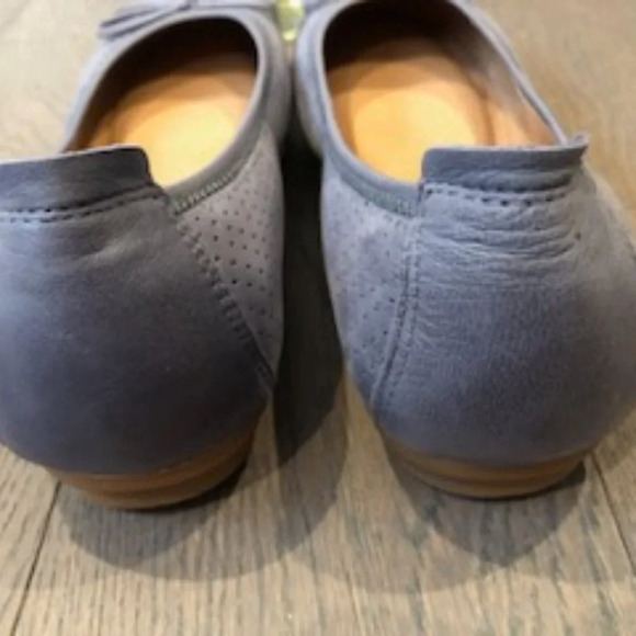Josef Seibel Casual Leather Slip On Shoes Ballet Style Med Blue Size 39 NWOT - Picture 4 of 4
